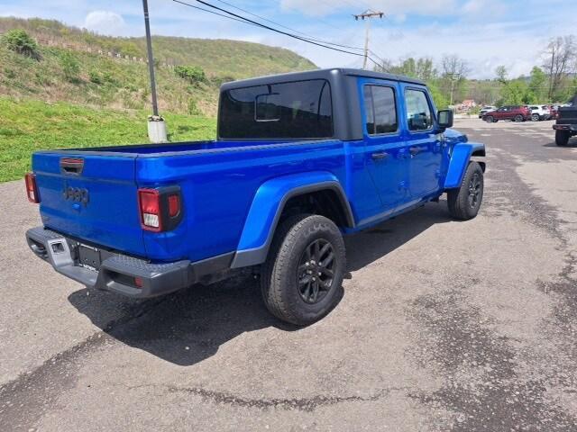 new 2023 Jeep Gladiator car, priced at $46,971