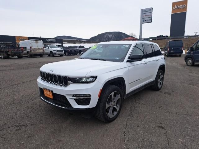 used 2023 Jeep Grand Cherokee car, priced at $39,990