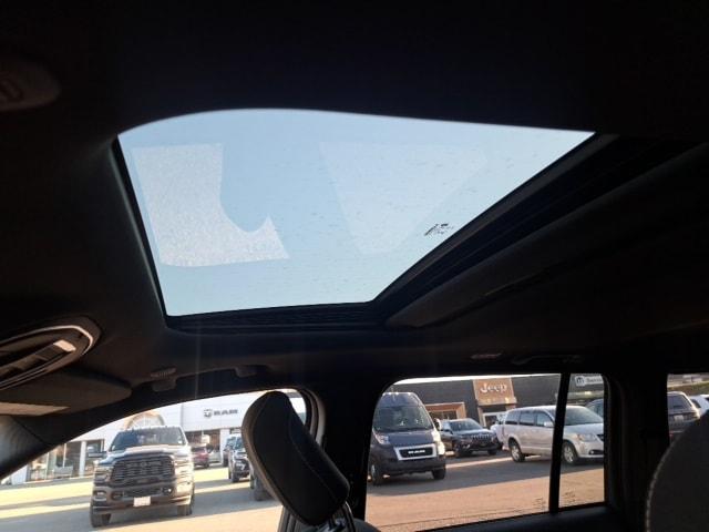 new 2025 Jeep Grand Cherokee car, priced at $42,643