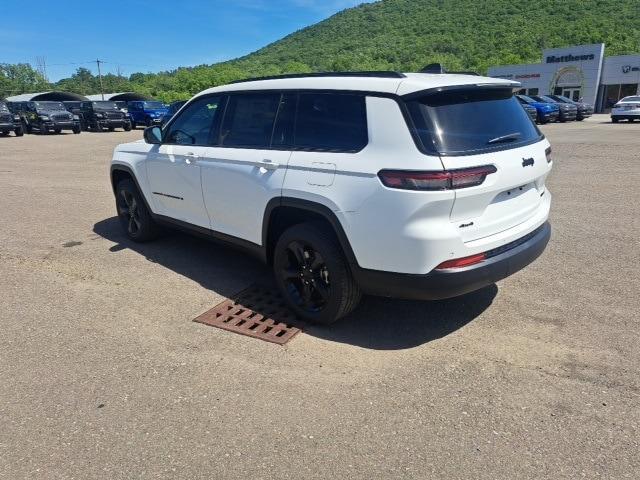 new 2024 Jeep Grand Cherokee L car, priced at $54,999