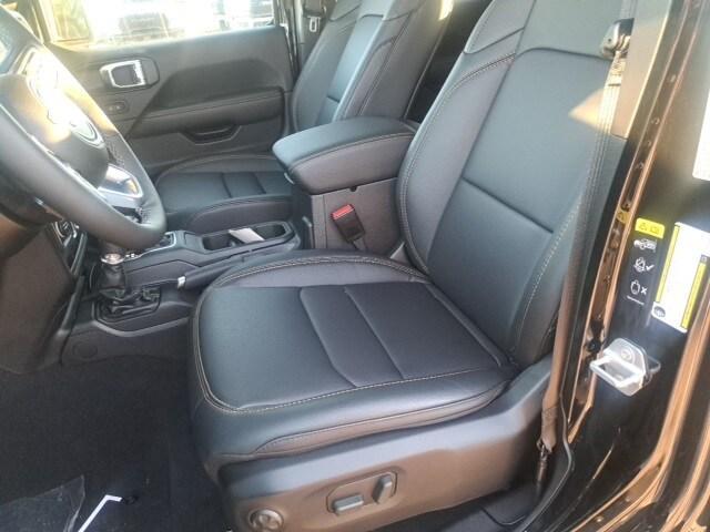 new 2025 Jeep Wrangler car, priced at $56,178