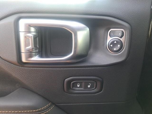 new 2025 Jeep Wrangler car, priced at $56,178