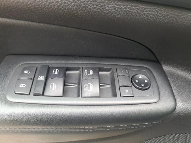 used 2020 Jeep Grand Cherokee car, priced at $23,970
