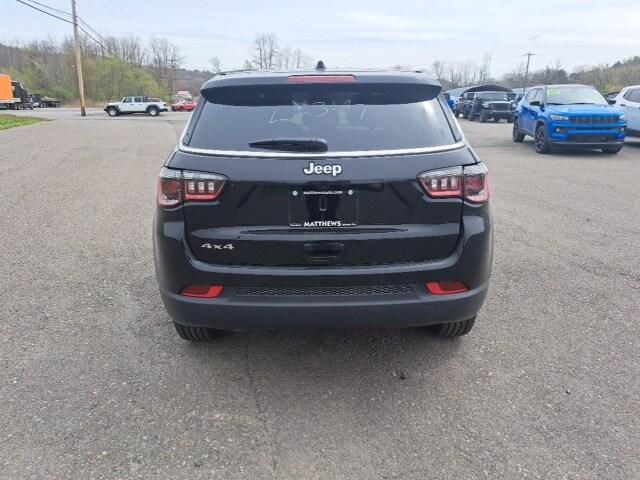new 2024 Jeep Compass car, priced at $27,999