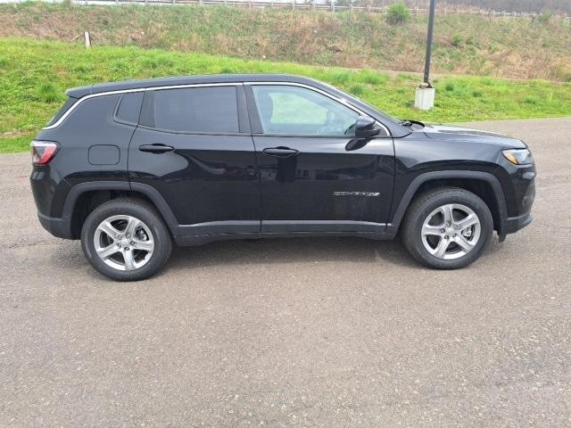 new 2024 Jeep Compass car, priced at $27,999