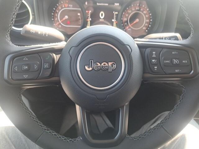 new 2025 Jeep Gladiator car, priced at $48,395