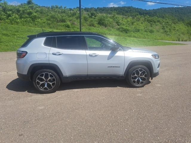new 2025 Jeep Compass car, priced at $34,385