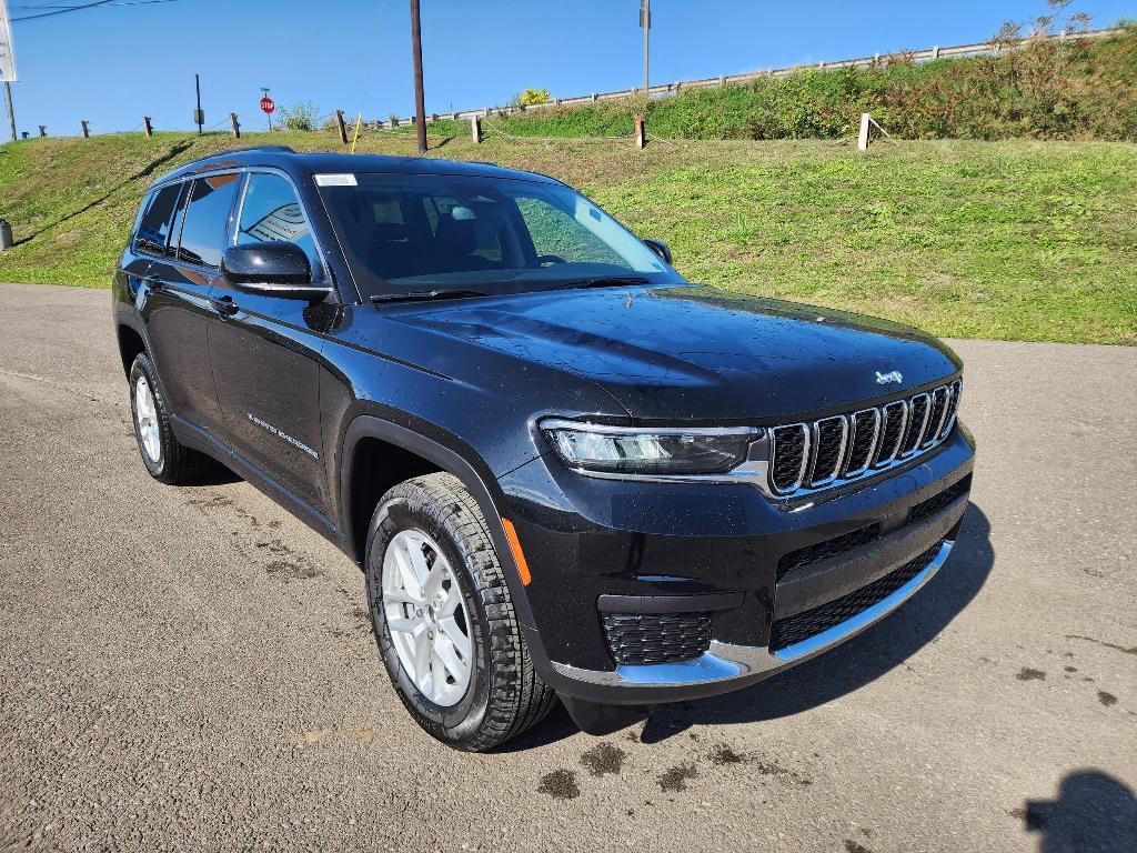 new 2024 Jeep Grand Cherokee L car, priced at $41,999