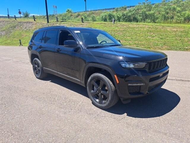 new 2024 Jeep Grand Cherokee L car, priced at $55,499