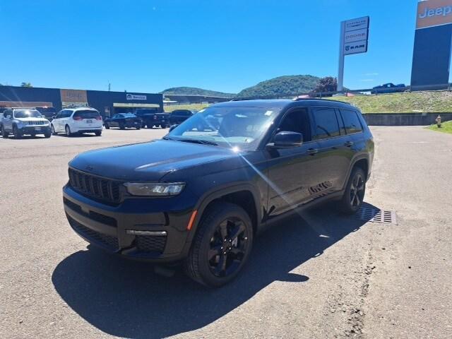 new 2024 Jeep Grand Cherokee L car, priced at $55,499