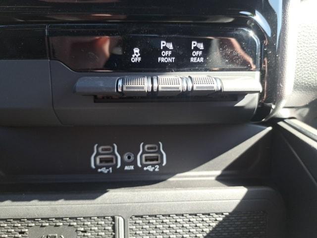 new 2025 Ram 1500 car, priced at $57,587