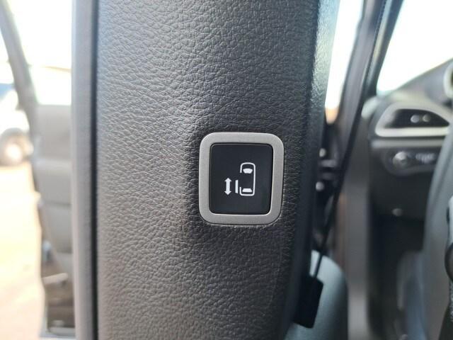 new 2026 Chrysler Pacifica car, priced at $49,894