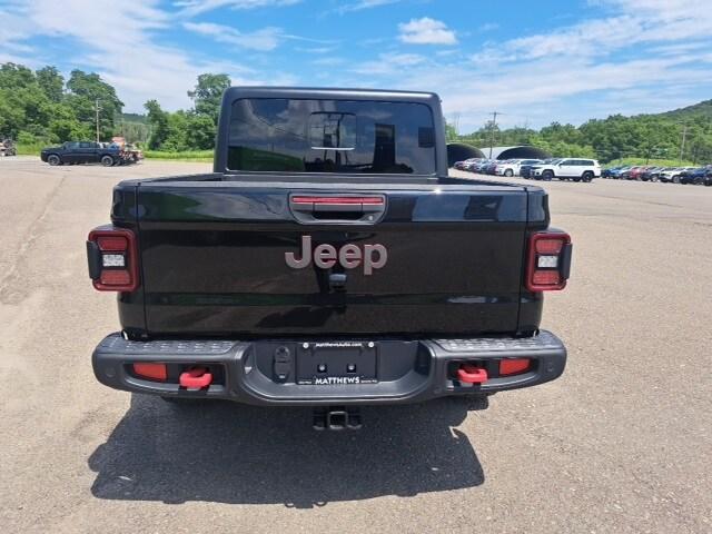 new 2023 Jeep Gladiator car, priced at $51,425
