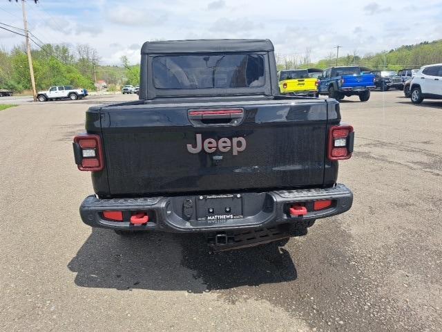 new 2023 Jeep Gladiator car, priced at $53,981