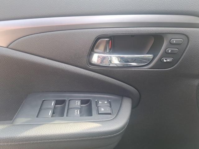 used 2022 Honda Pilot car, priced at $33,329