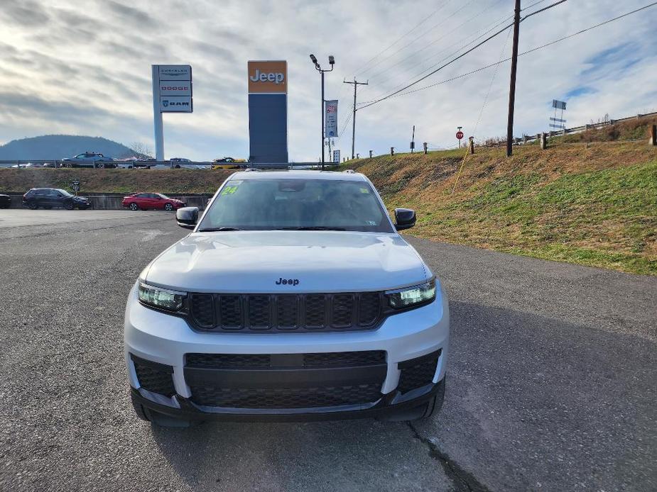 new 2024 Jeep Grand Cherokee L car, priced at $47,999