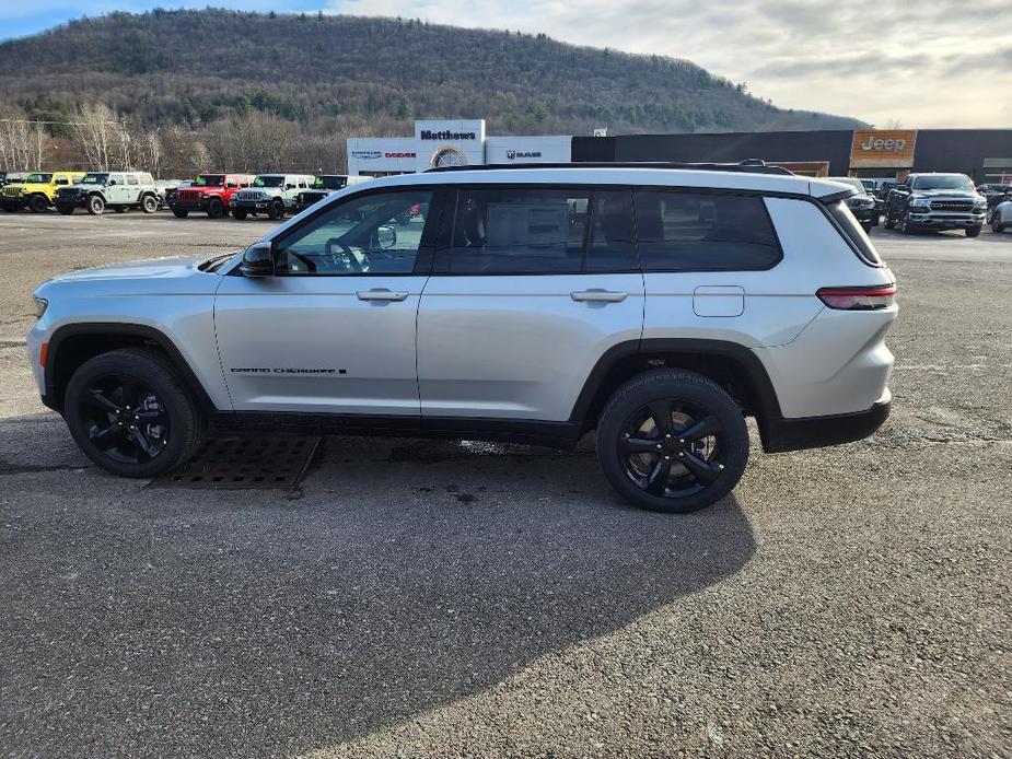 new 2024 Jeep Grand Cherokee L car, priced at $47,999