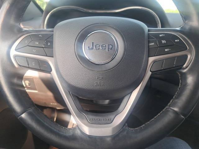 used 2020 Jeep Grand Cherokee car, priced at $19,440