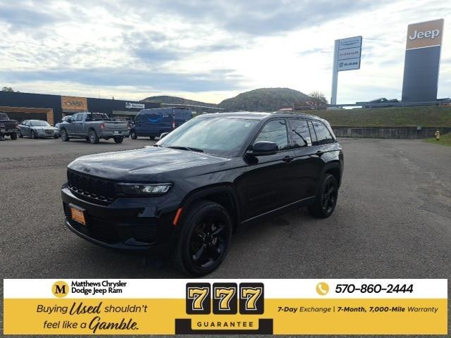 used 2022 Jeep Grand Cherokee car, priced at $31,425