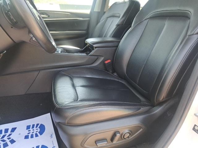 used 2021 Jeep Grand Cherokee L car, priced at $33,990