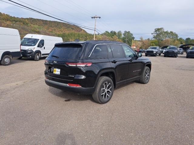 new 2025 Jeep Grand Cherokee car, priced at $42,221