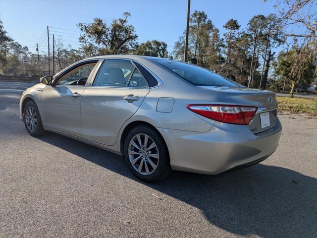 used 2015 Toyota Camry Hybrid car, priced at $14,240