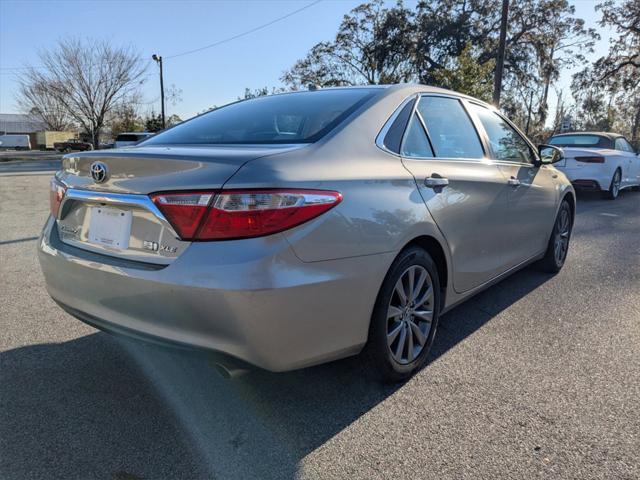 used 2015 Toyota Camry Hybrid car, priced at $14,240