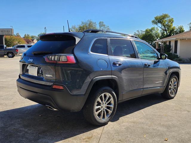 used 2022 Jeep Cherokee car, priced at $20,303