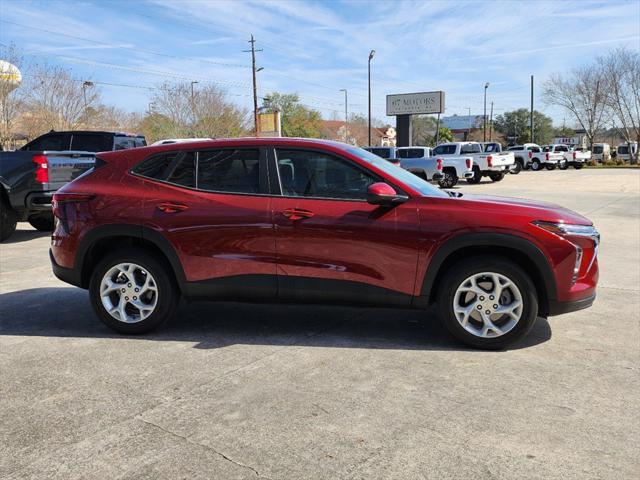 used 2024 Chevrolet Trax car, priced at $23,444