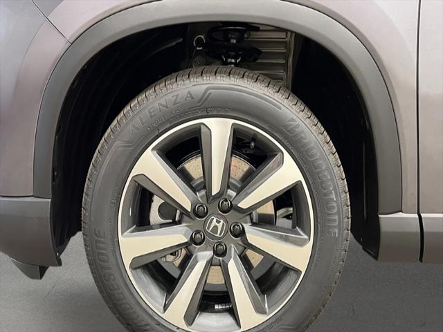 new 2025 Honda Pilot car, priced at $56,250