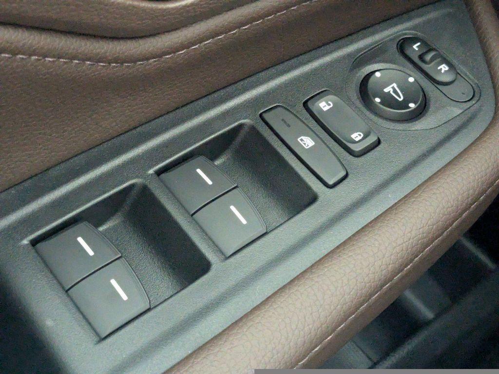 new 2026 Honda Odyssey car, priced at $49,810