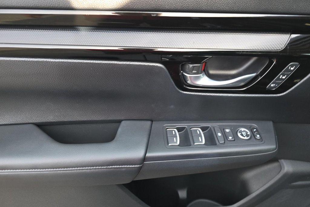 used 2024 Honda CR-V car, priced at $32,762