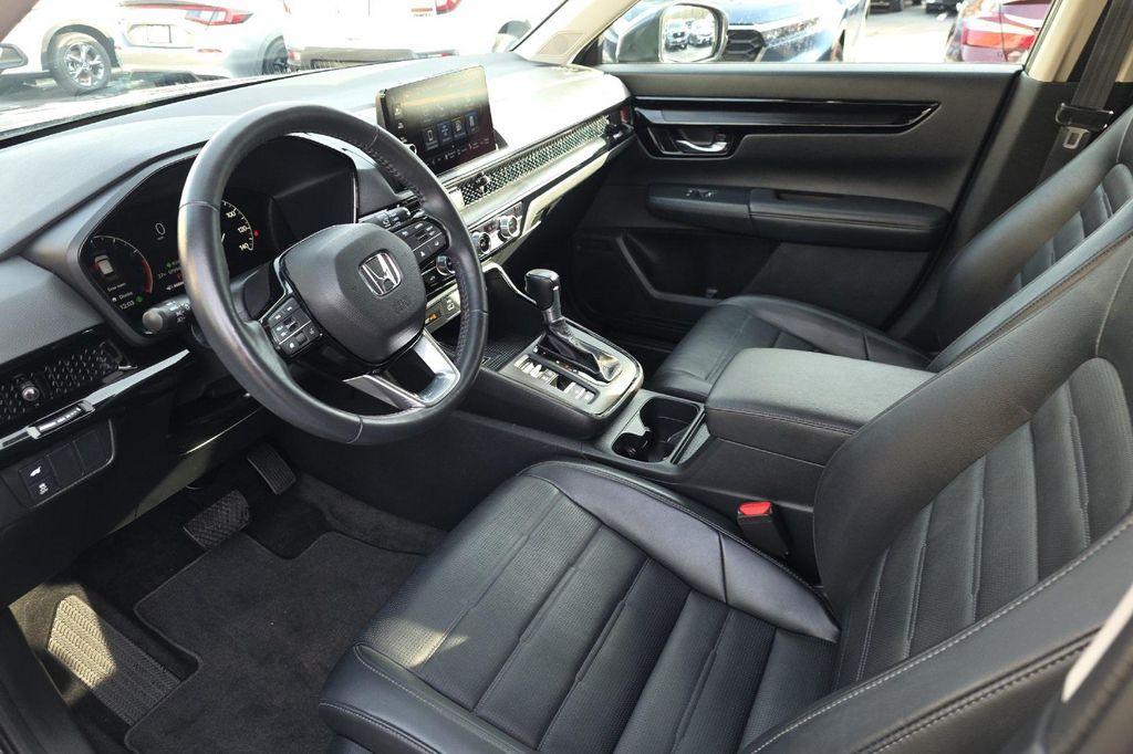 used 2024 Honda CR-V car, priced at $32,762