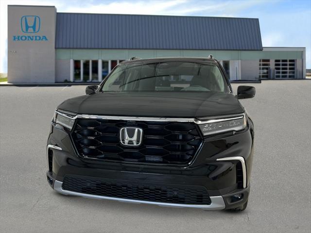 new 2025 Honda Pilot car, priced at $54,475