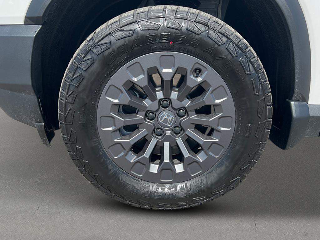 new 2026 Honda Passport car, priced at $50,355