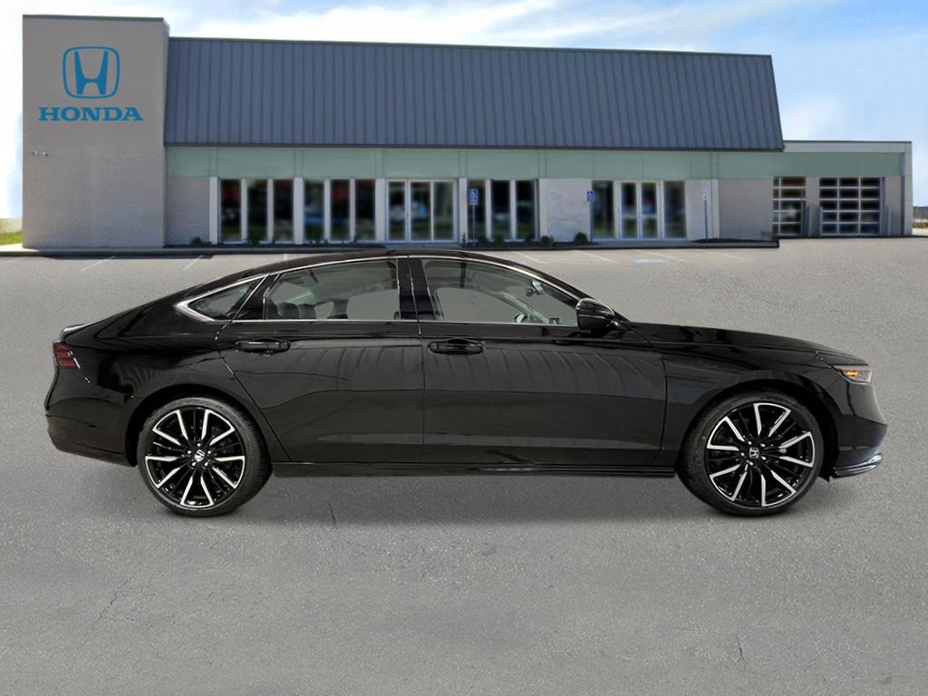 new 2025 Honda Accord Hybrid car, priced at $40,450