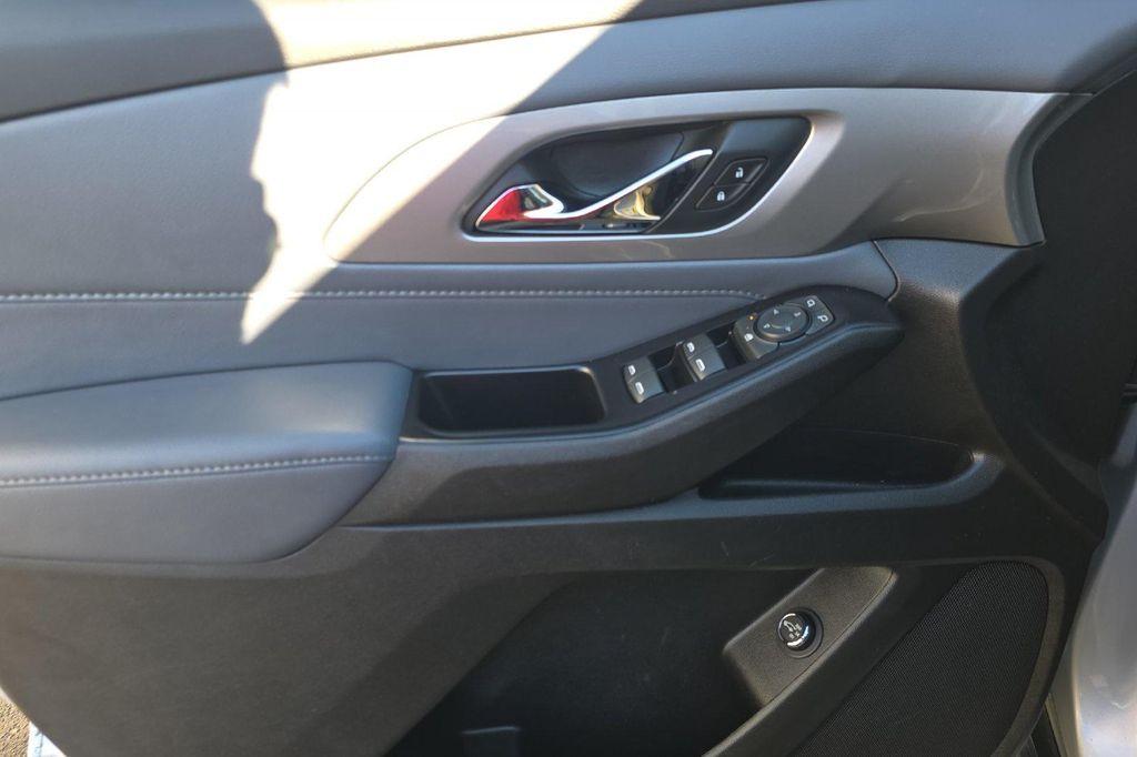 used 2020 Chevrolet Traverse car, priced at $21,285