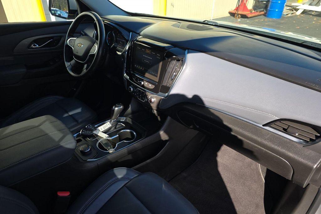 used 2020 Chevrolet Traverse car, priced at $21,285