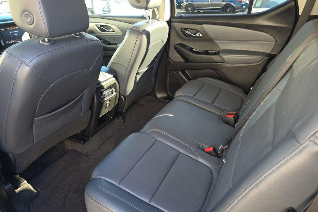 used 2020 Chevrolet Traverse car, priced at $21,285