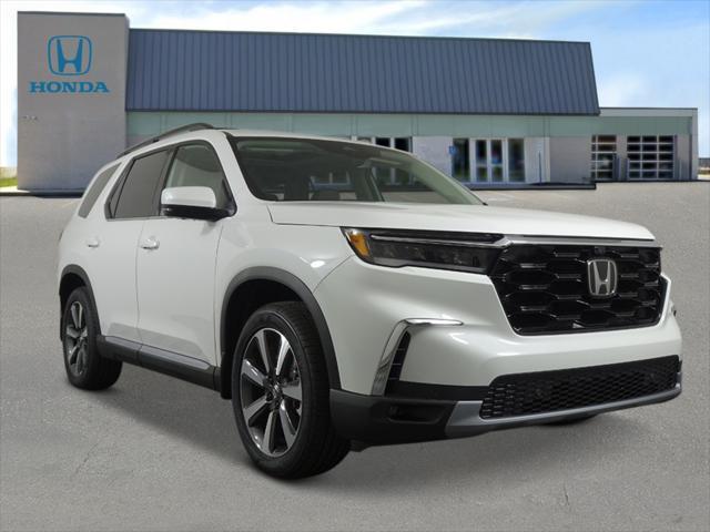 new 2025 Honda Pilot car, priced at $56,650