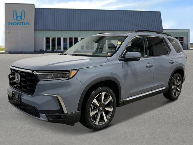 new 2025 Honda Pilot car, priced at $51,450