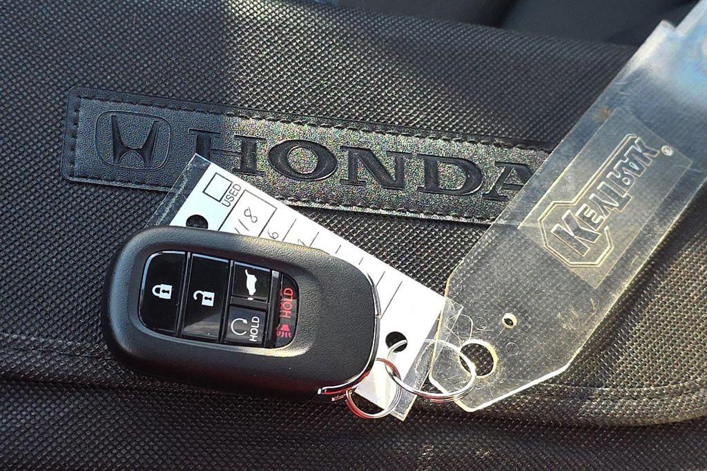 used 2026 Honda Civic Hybrid car, priced at $31,385