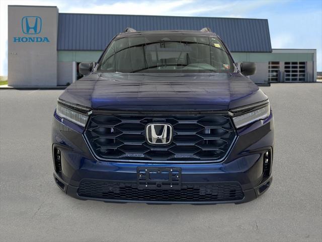 new 2025 Honda Pilot car, priced at $43,695