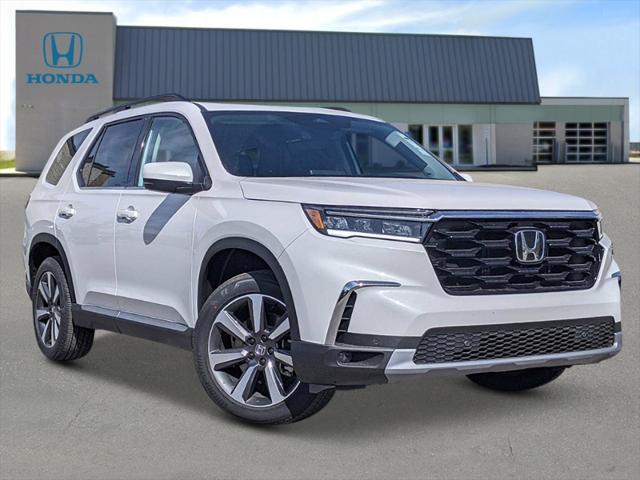 new 2025 Honda Pilot car, priced at $53,170