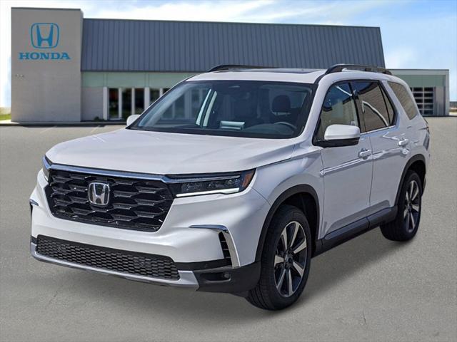 new 2025 Honda Pilot car, priced at $53,170