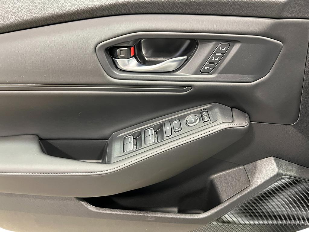 new 2025 Honda Accord Hybrid car, priced at $37,025