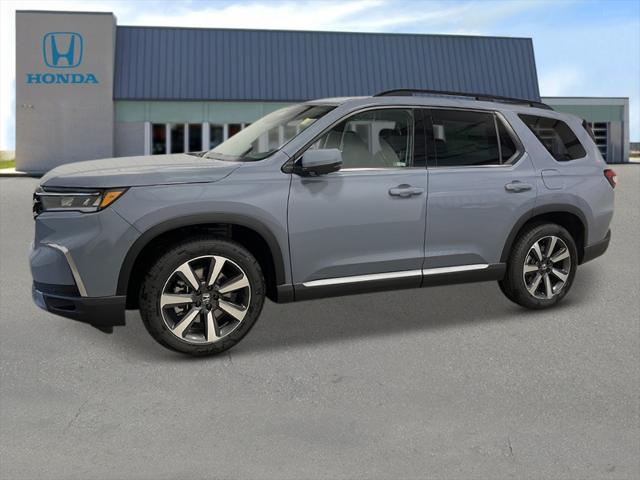 new 2025 Honda Pilot car, priced at $54,985