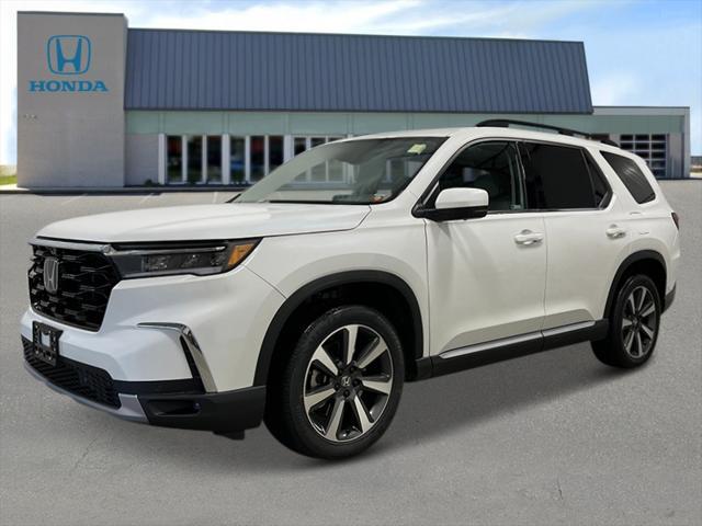 new 2025 Honda Pilot car, priced at $54,930