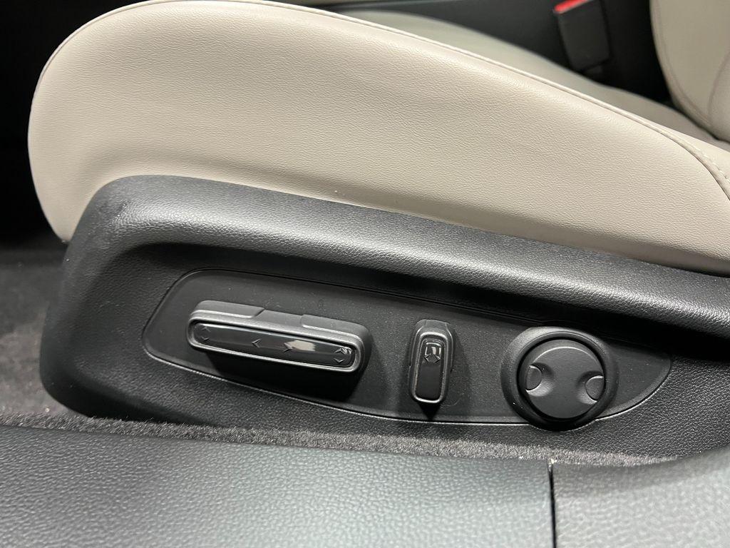 new 2025 Honda Accord Hybrid car, priced at $36,135