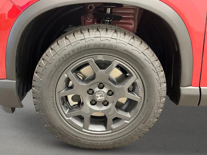 new 2025 Honda Pilot car, priced at $51,305